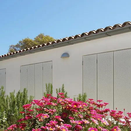 Coucou Les Amis Вилла